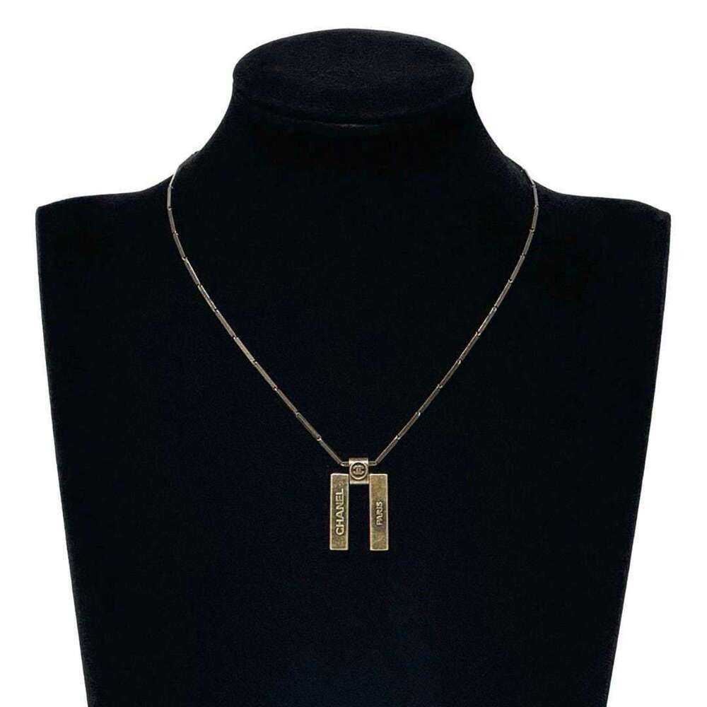 CHANEL Authentic Necklace - Picture 8 of 10